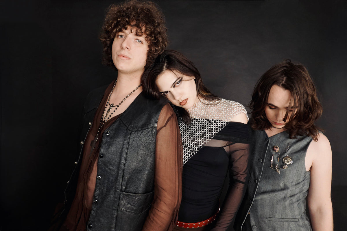 SunflowerBean-nw-28_d076333d-